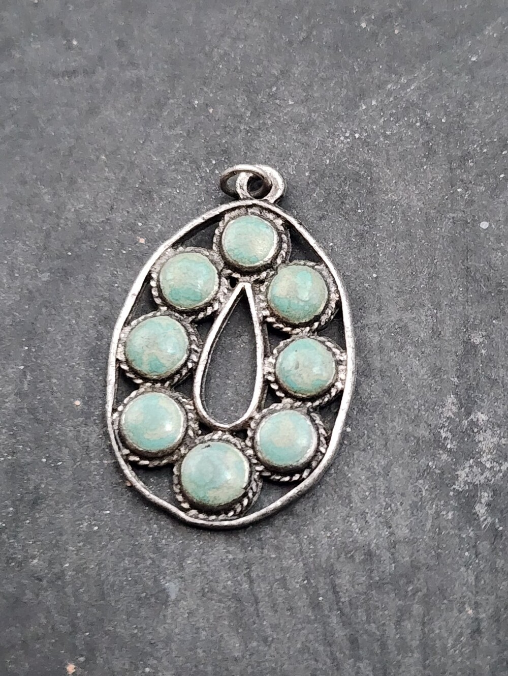 Handmade Native American Cluster Oval Pendant w/ Turquoise Stones